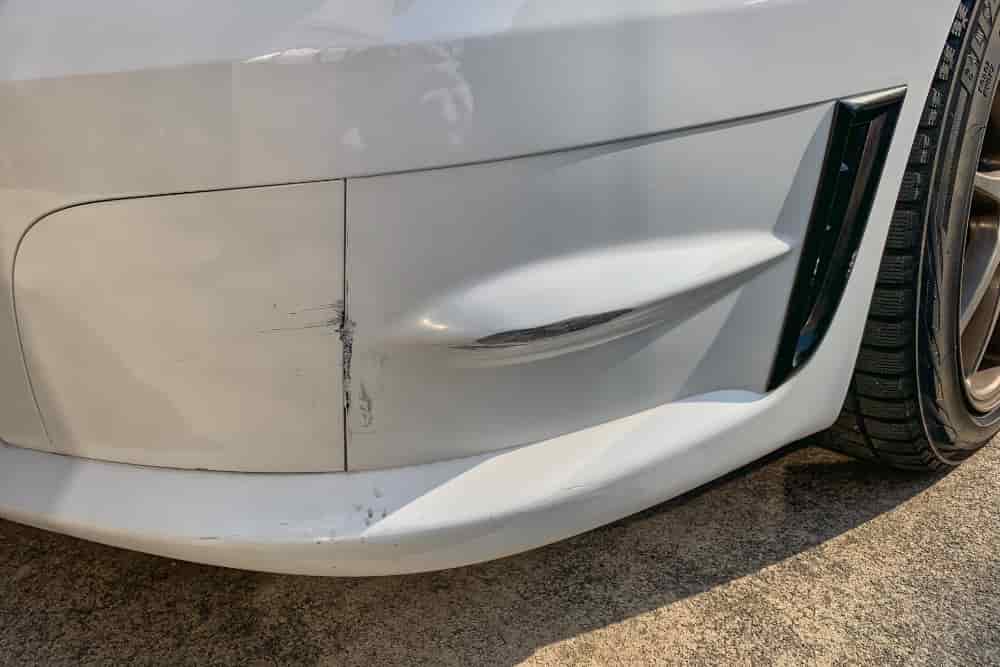 フロントバンパー補修