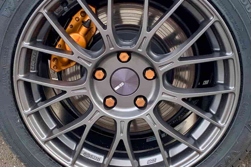 ENKEI PFM1 17X8J 8.3kg-